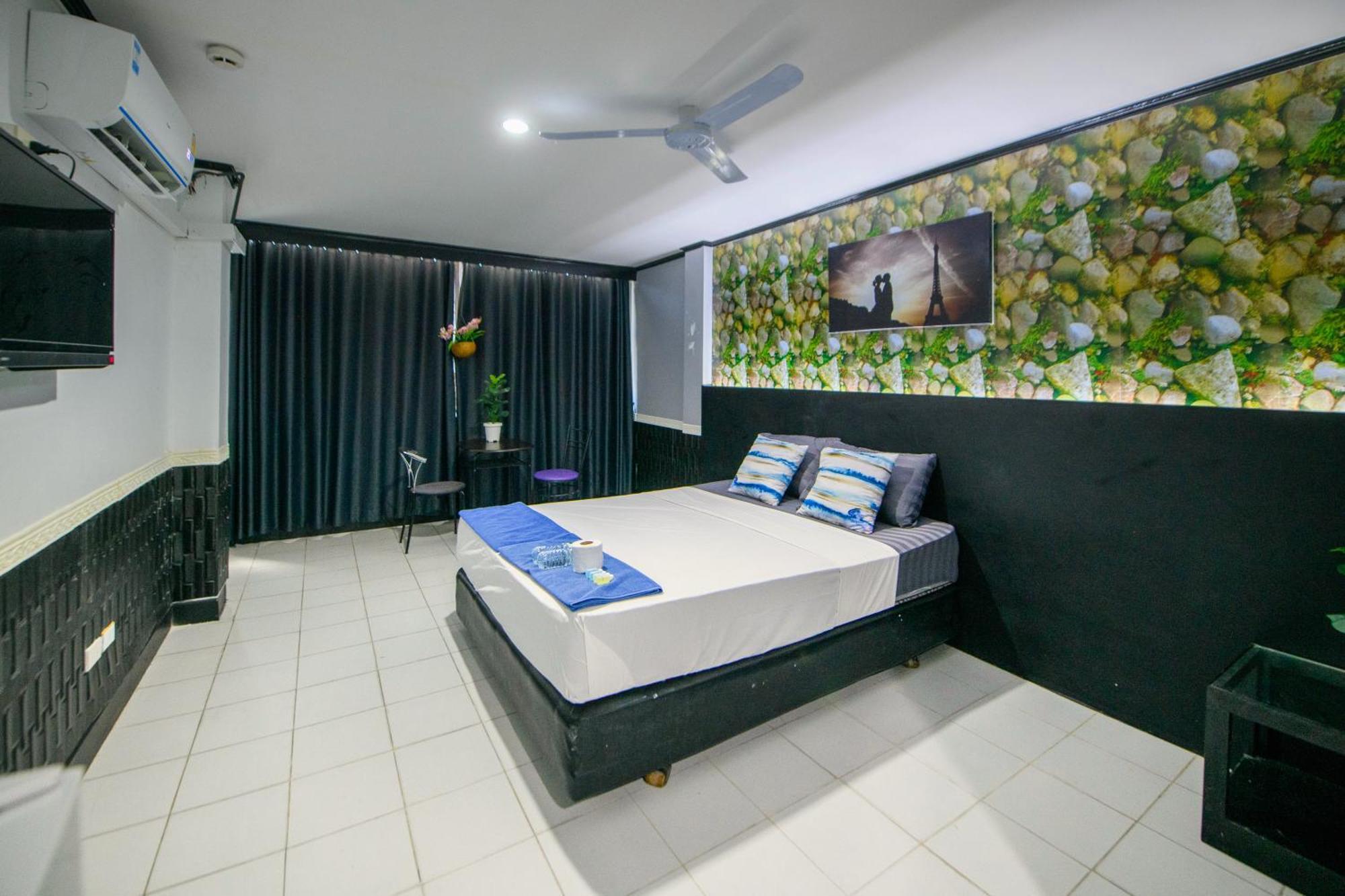 Happy Jomtien - Beachfront Номер фото