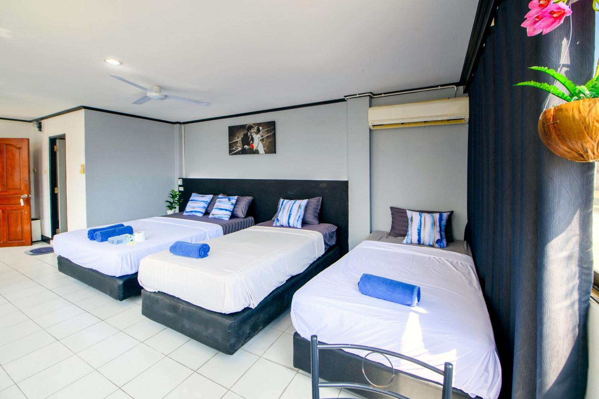 Happy Jomtien - Beachfront Номер фото